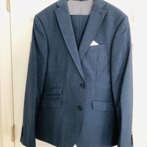 Zara Men’s Suit